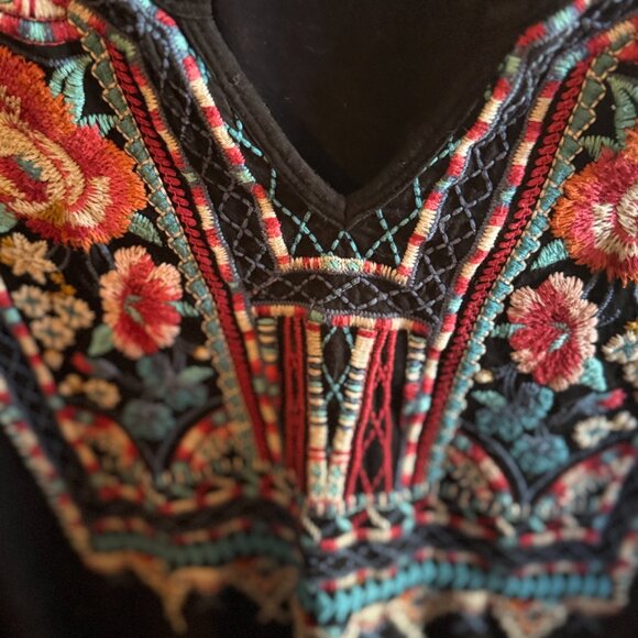 Johnny Was Black Embroidered Tunic Top - Picture 5 of 6